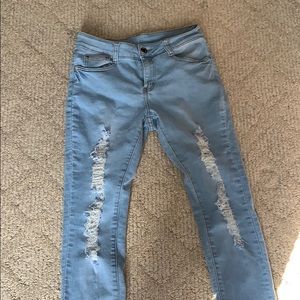 Fashion nova jeans, ripped